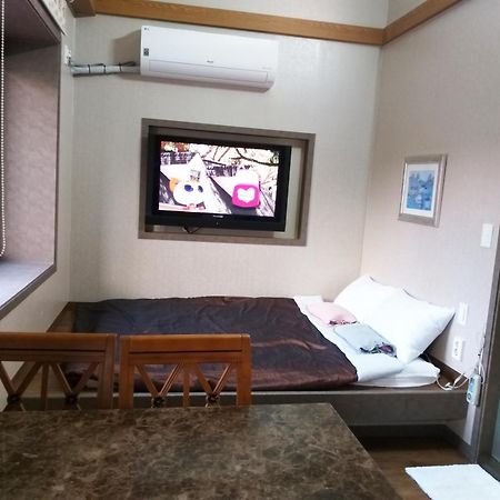 Vila Sanaega Pension Jangjang Exteriér fotografie